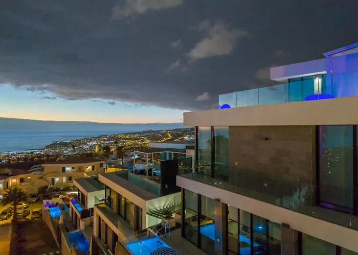 Lux D With Heated Pool, Ocean View