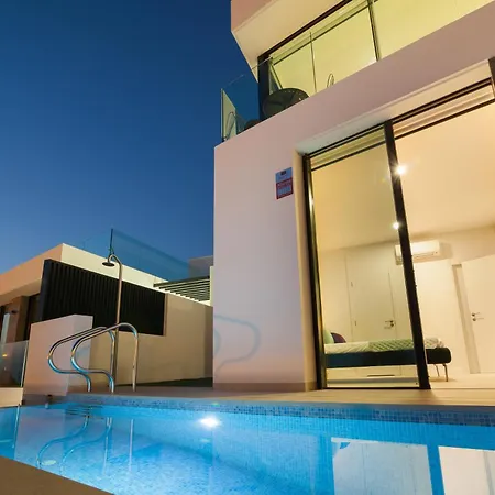 Villa Lux D With Heated Pool, Ocean View *