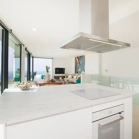 Lux D With Heated Pool, Ocean View *