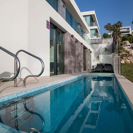 Βίλα Lux D With Heated Pool, Ocean View *