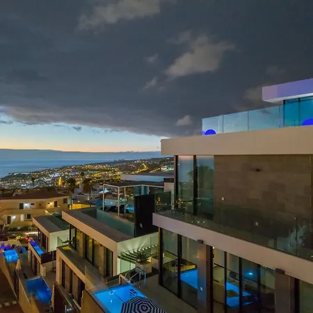Lux D With Heated Pool, Ocean View